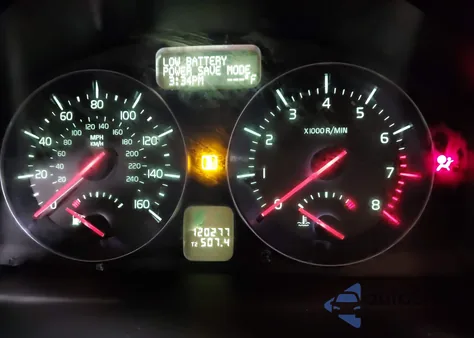 2011 Volvo V50 z USA, uszkodzony, nr VIN YV1672MW3B2592771